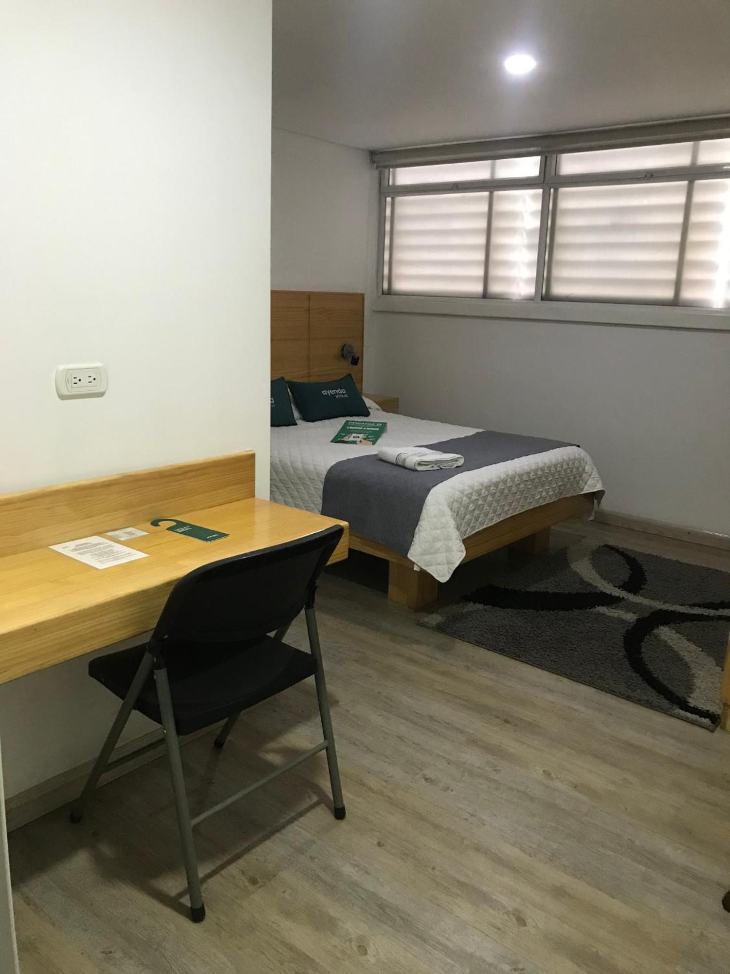 Ayenda 1043 Kafir Hotel Богота Екстериор снимка