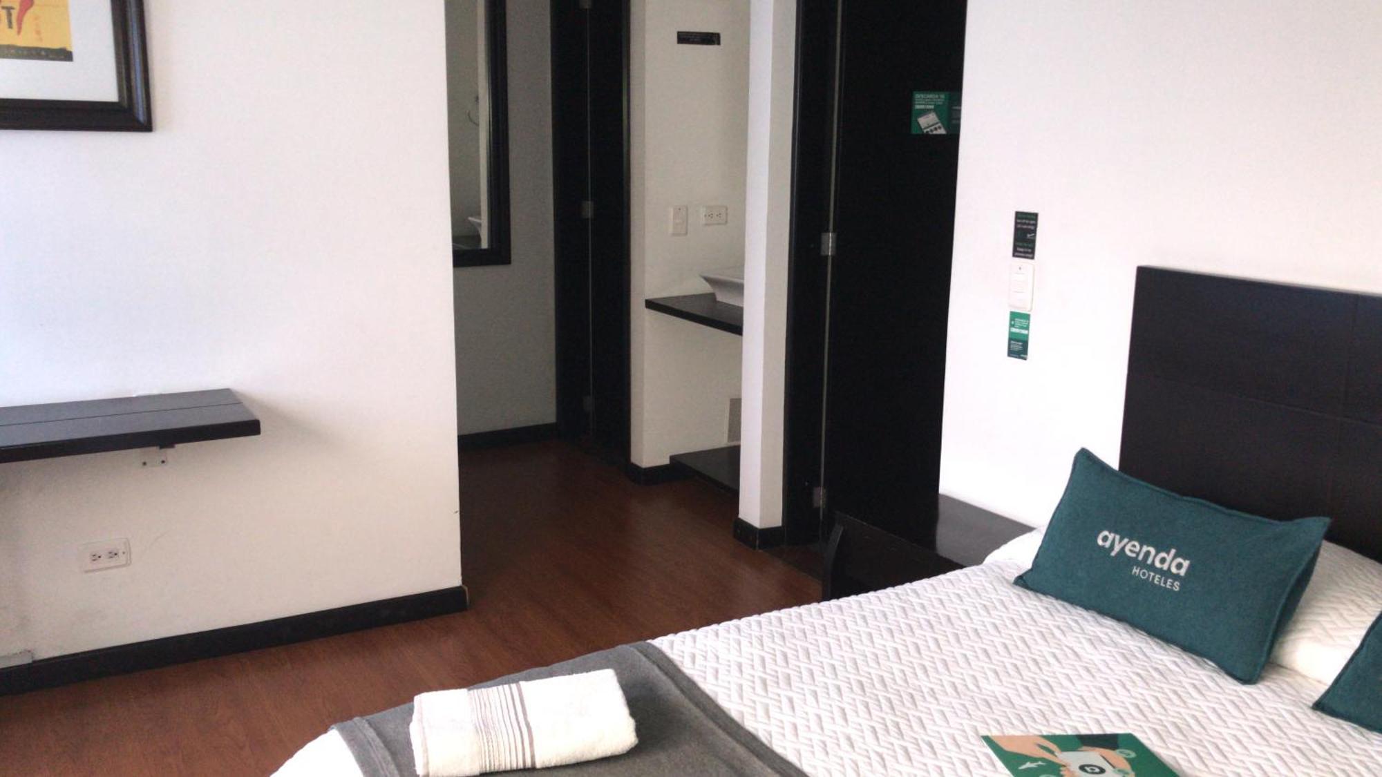Ayenda 1043 Kafir Hotel Богота Екстериор снимка