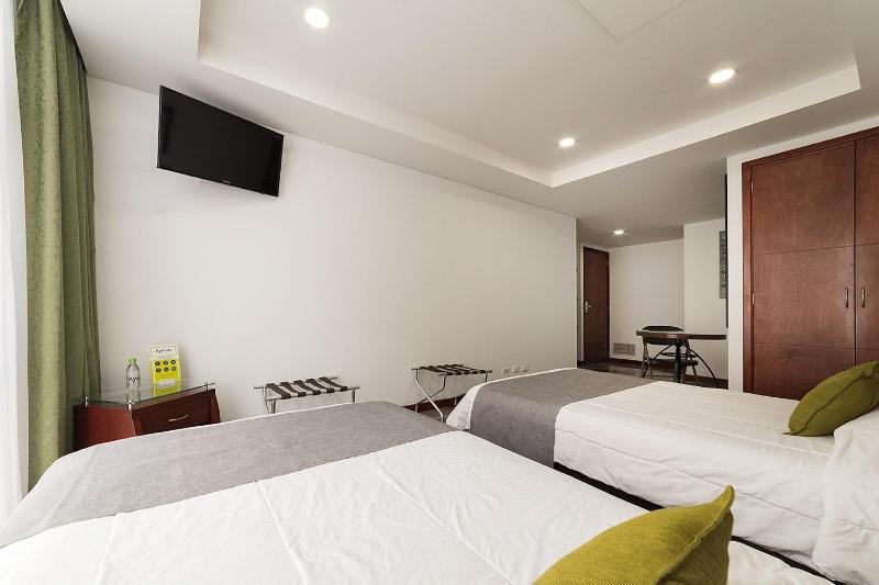 Ayenda 1043 Kafir Hotel Богота Екстериор снимка