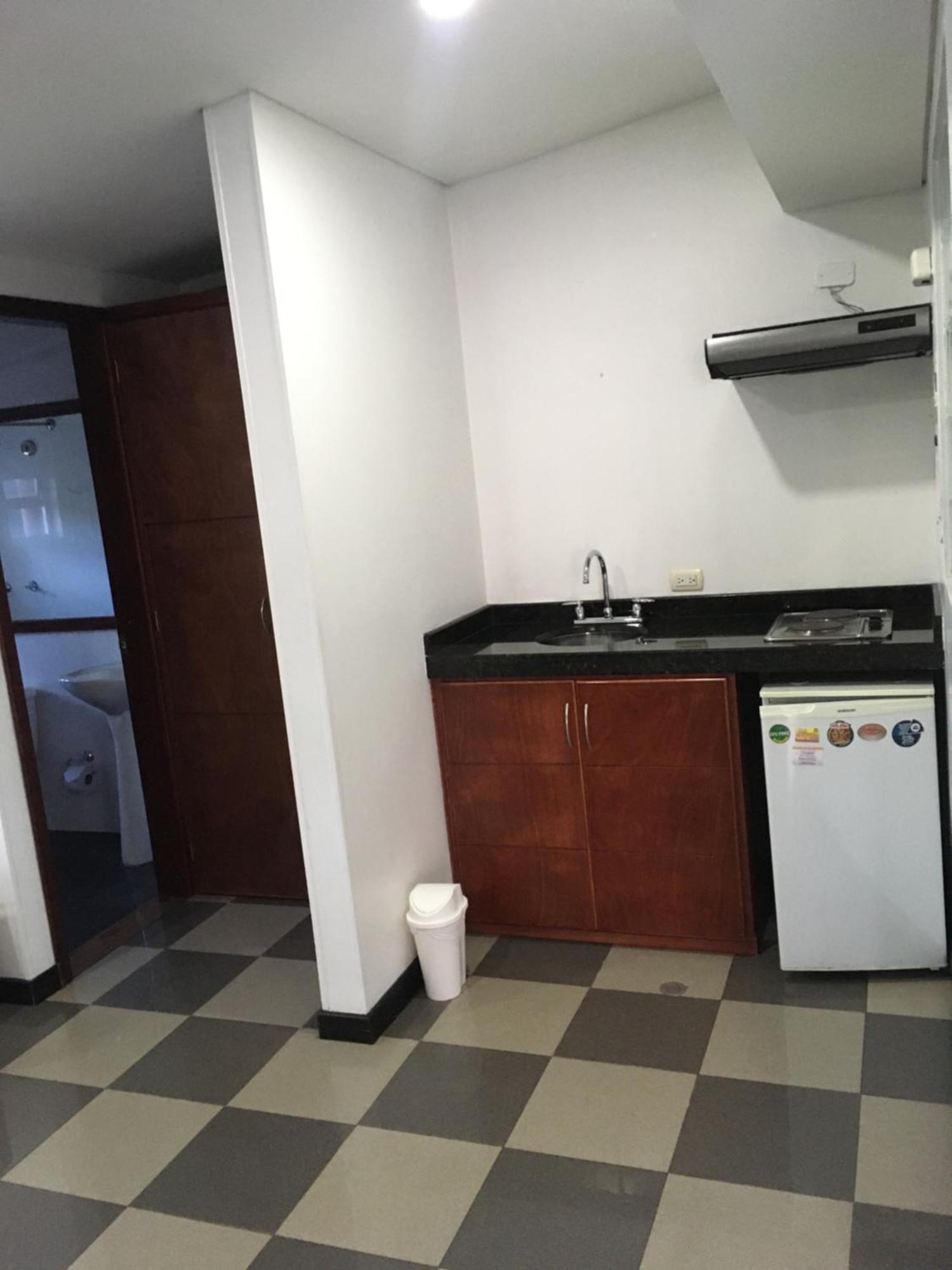 Ayenda 1043 Kafir Hotel Богота Екстериор снимка